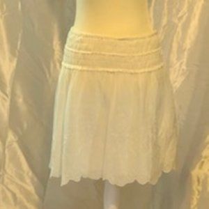 NWT Sophie Max, White Lace Skirt, size M New with tags